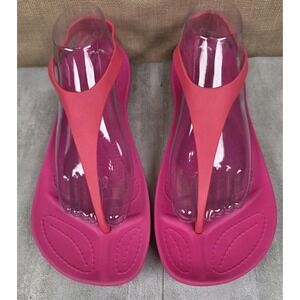 CROCS Serena Sexi T Strap Thong Sandals Hot Pink Women's Size 10 Beach Summer